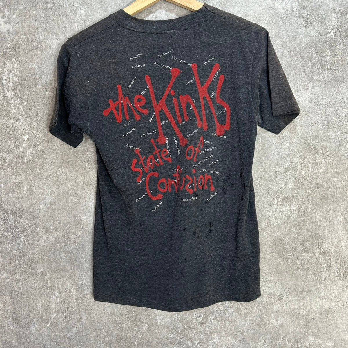 THE KINKS 80s tee vintagetee USA BAND TEE