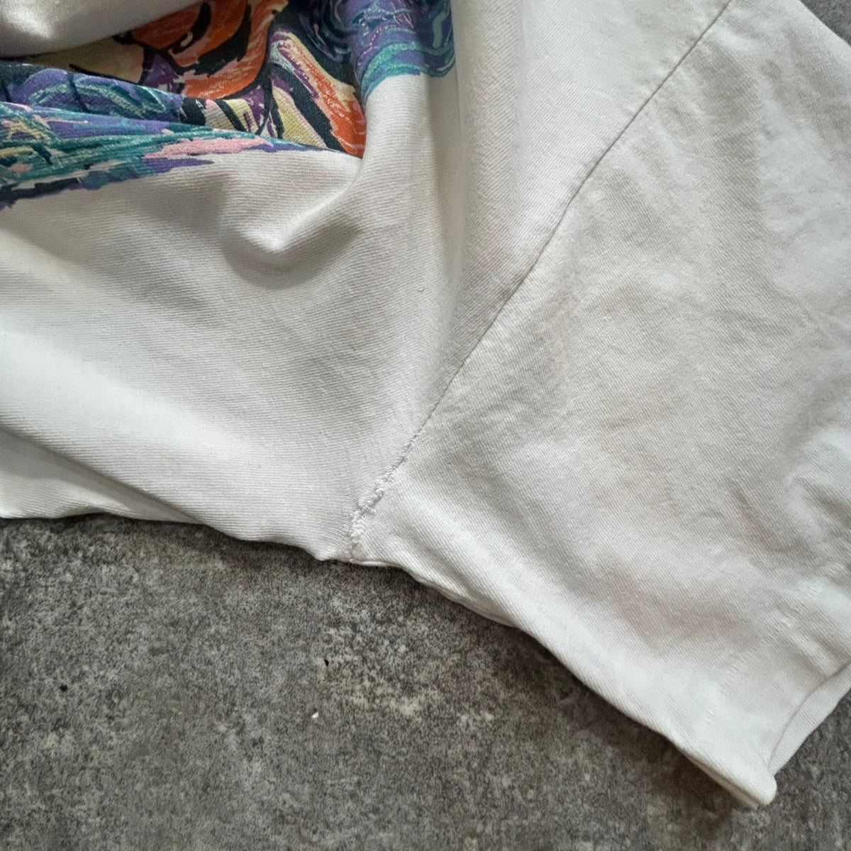 90's Disney Pooh Tigger Paint Tee VINTAGE