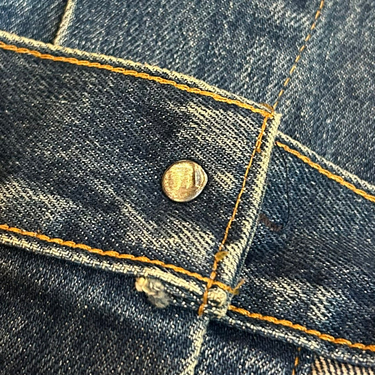 70's - 80's Levi’s 75505-0217 size 36 DENIM TRUCKER JACKET MADE IN CANADA