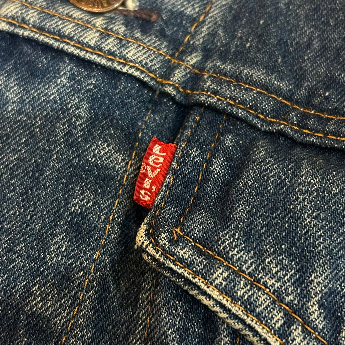70's - 80's Levi’s 75505-0217 size 36 DENIM TRUCKER JACKET MADE IN CANADA