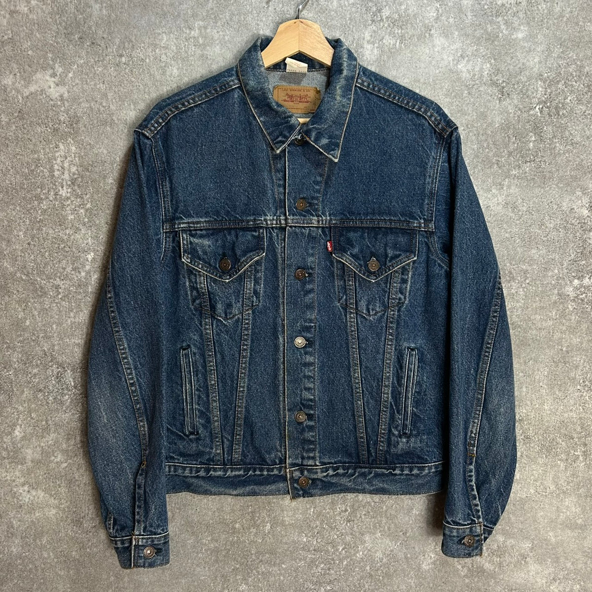 80's Levi’s 70506-0214 size 42R DENIM TRUCKER JACKET MADE IN CANADA