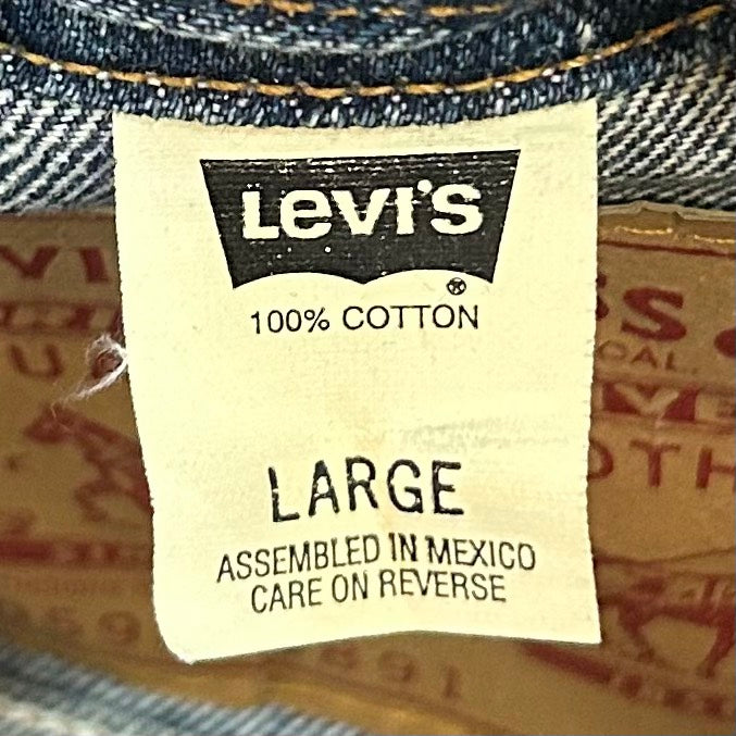 90’s Levi’s 70598-4891 DENIM JACKET size LARGE