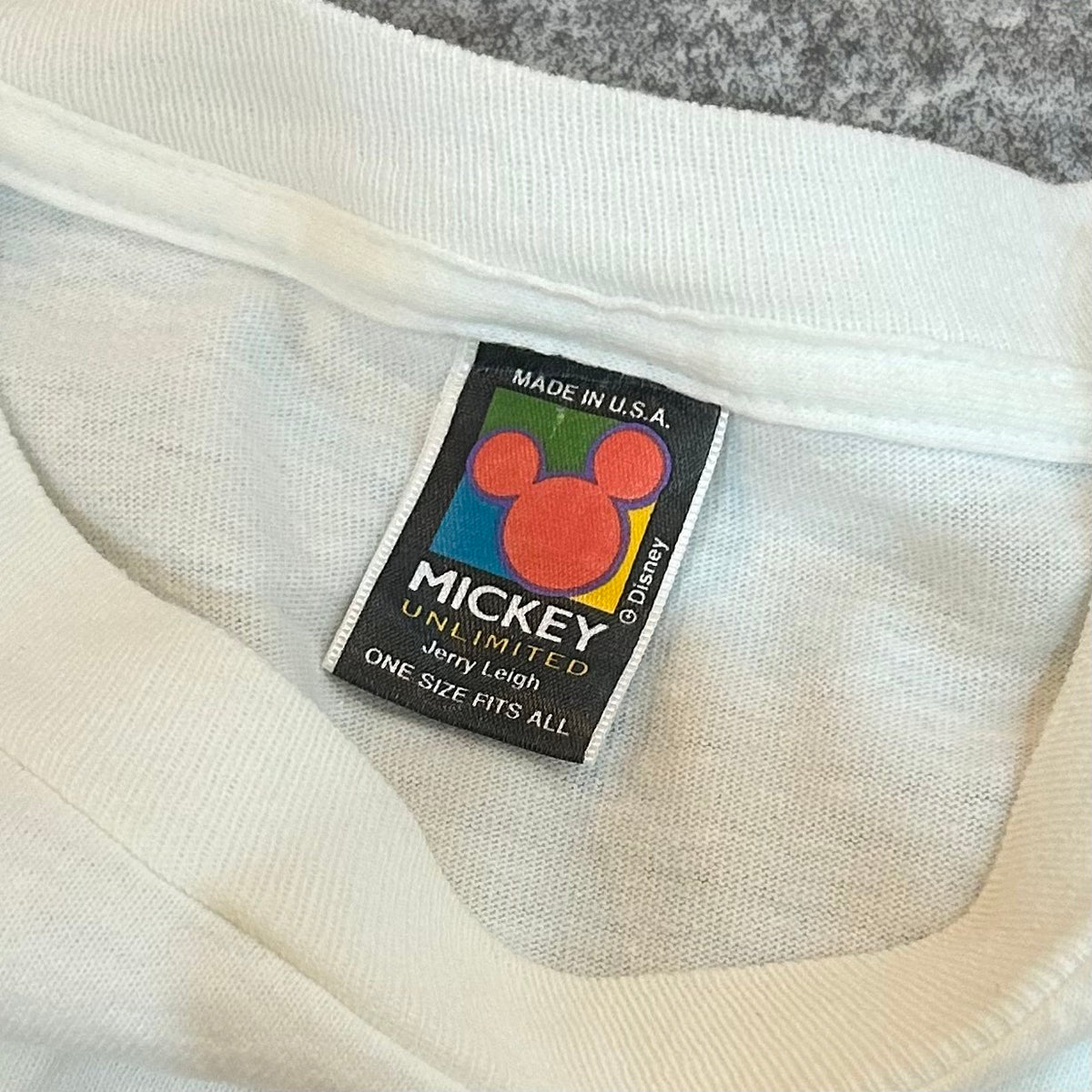 90's Disney Mickey & Minnie Tee Fruit of the loom VINTAGE