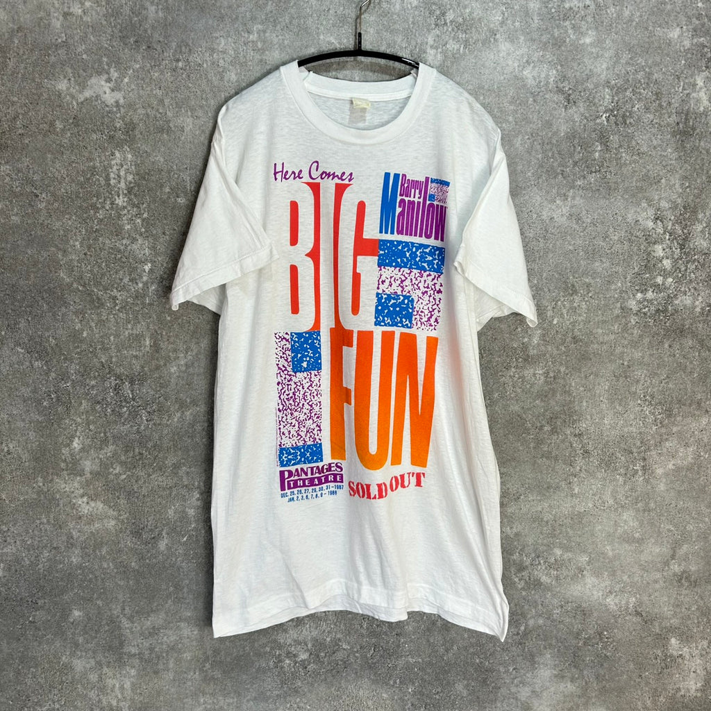 80's Barry Manilow Here Comes Big Fun Tour BAND Tee VINTAGE T size XL