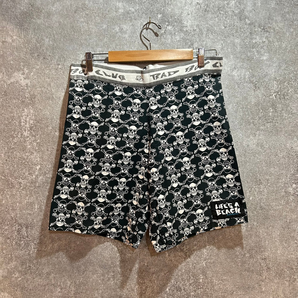 90's Life's a beach Punk Skull Shorts OLD SKATE